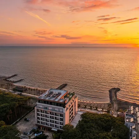 Sea View With Balcony In Durres 109 公寓 *